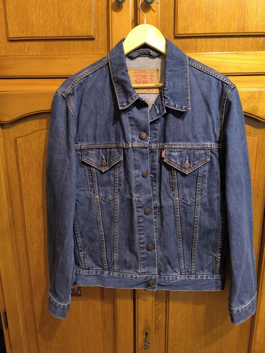 Levis geaca de blug