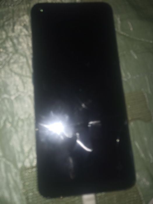 Продам оппо а54 срочно