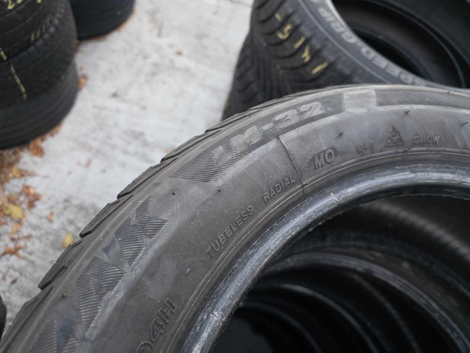 4бр Зимни гуми 225 50 17 - Bridgestone - DOT 2023