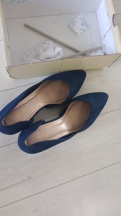 Продам туфли, женские, замшевые