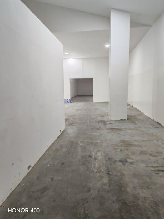 Сдаем  в аренду склад с офисом общая площадь 200 кв