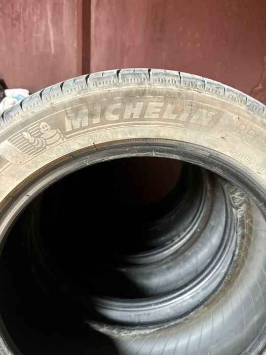 Резина Michelin камри