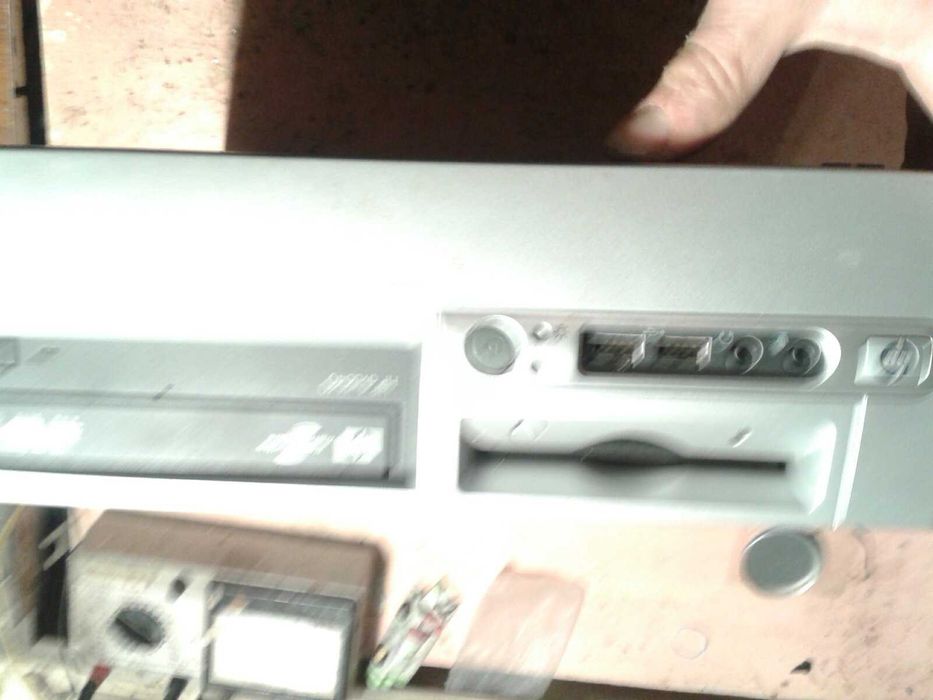 Продавам компютър ,, Hewlett-Packard‘‘  dvd640