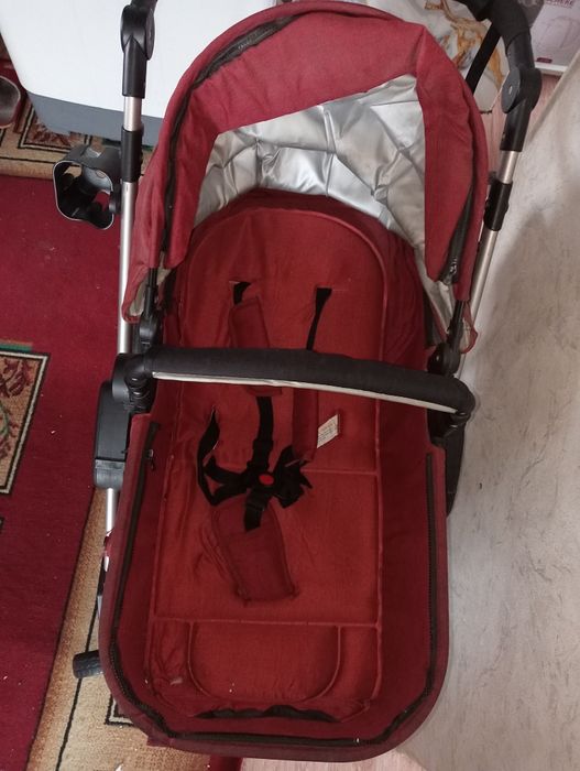 Новый коляска очень хорошом качестве