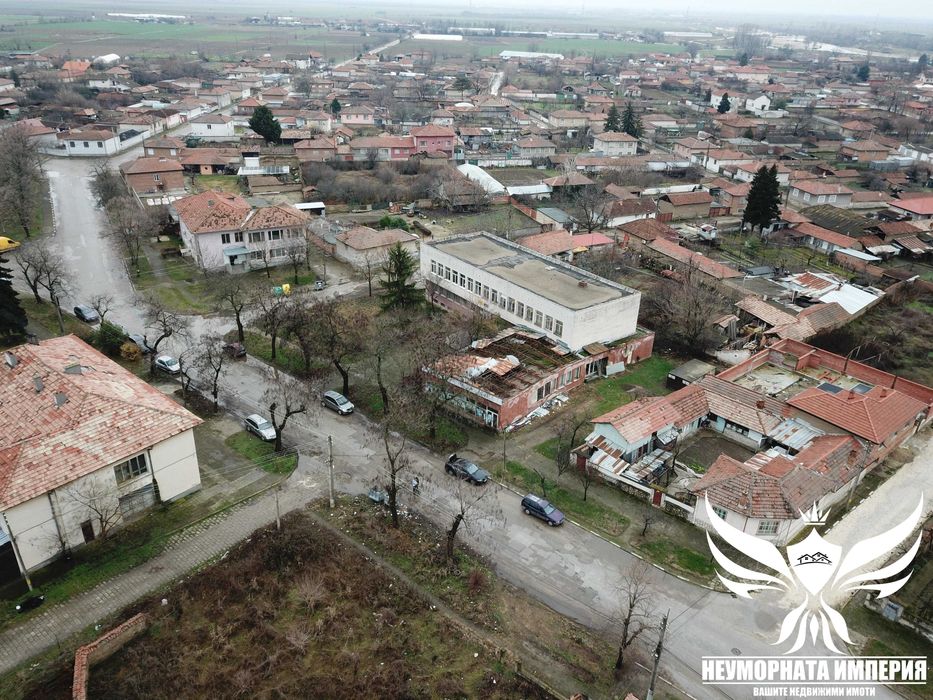 Продавам помещение/офис сграда РЗП 266кв с.Ръжево Конаре,общ.Калояново