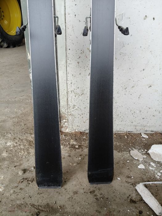 Schiuri Atomic 173 cm