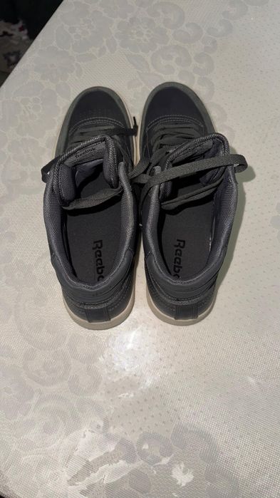 Новый reebok размер не подходит 42размер