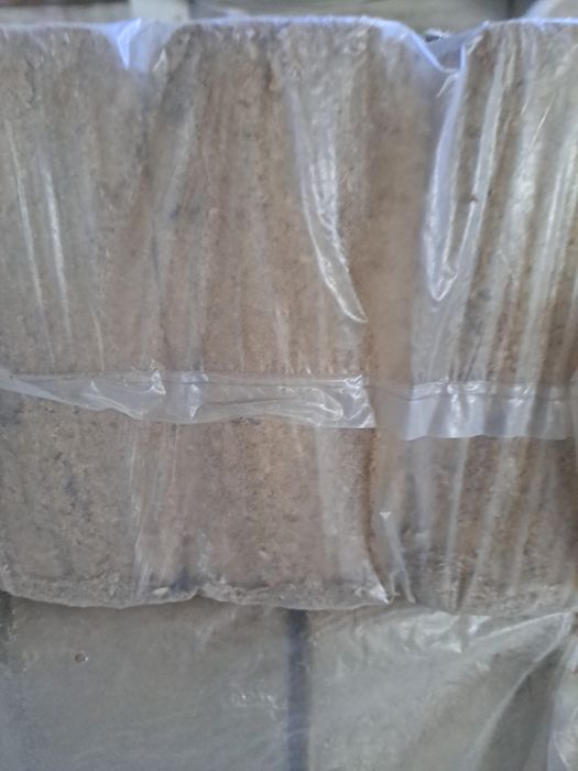 Vindem peleti , brichete RUF