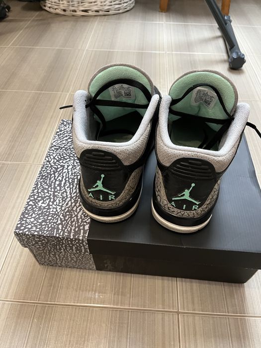 Jordan 3 green glow