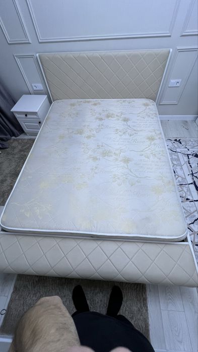 Кровать двухспальный 160х200