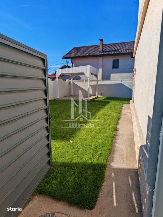 Casa ta verde din comuna Berceni Padurea Craiului.