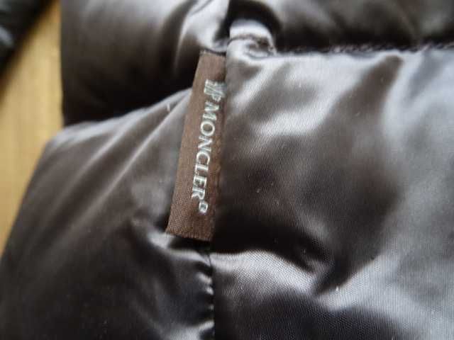 moncler детско за 10г