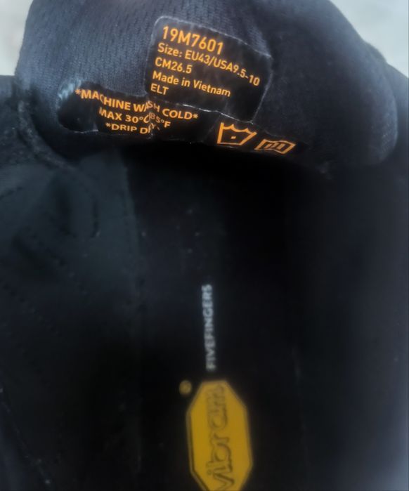 Vibram Fivefingers номер 43