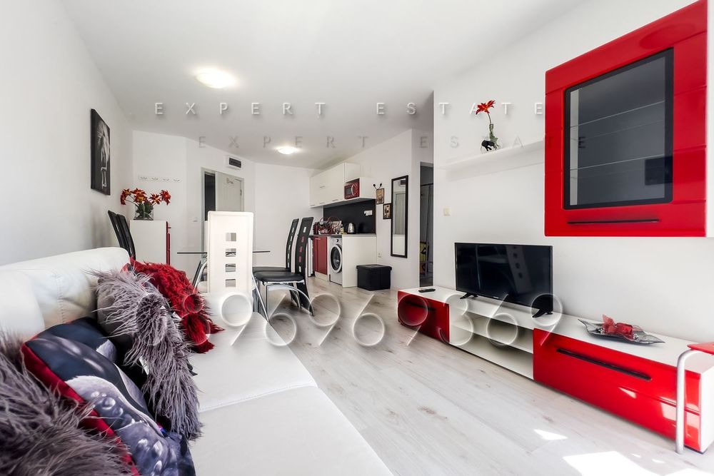 Продава се Тристаен апартамент в Балчик - 65 кв.м за 970 €/кв.м - Снимка #2