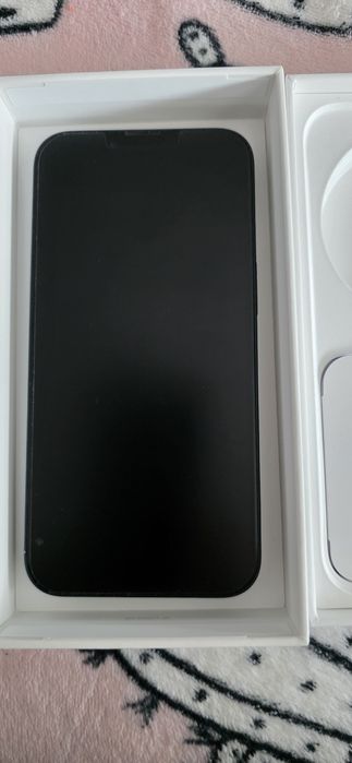 Iphone 13 in perfecta stare
