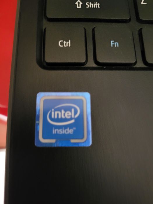 Мини ноутбук acer