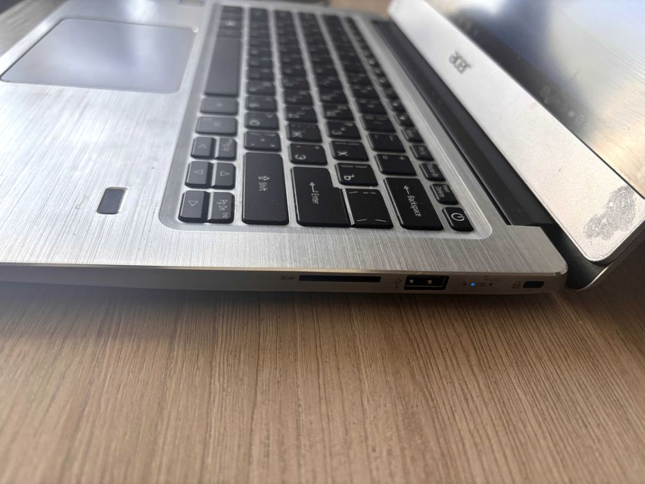 Продам Ноутбук ACER Swift 3 SF314-54 в хорошом состоянии
