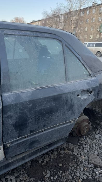 Двери Mercedes 124