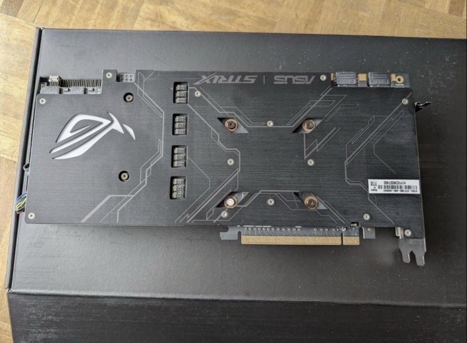 Vand asus rog strix 1080