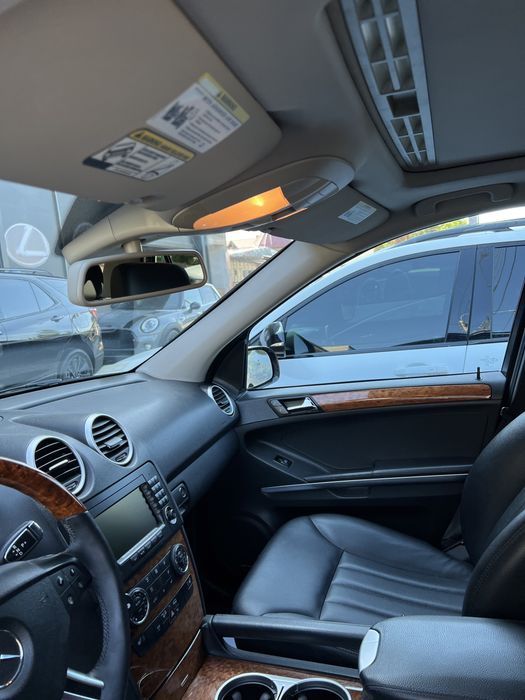 Продается авто Mercedes ML350