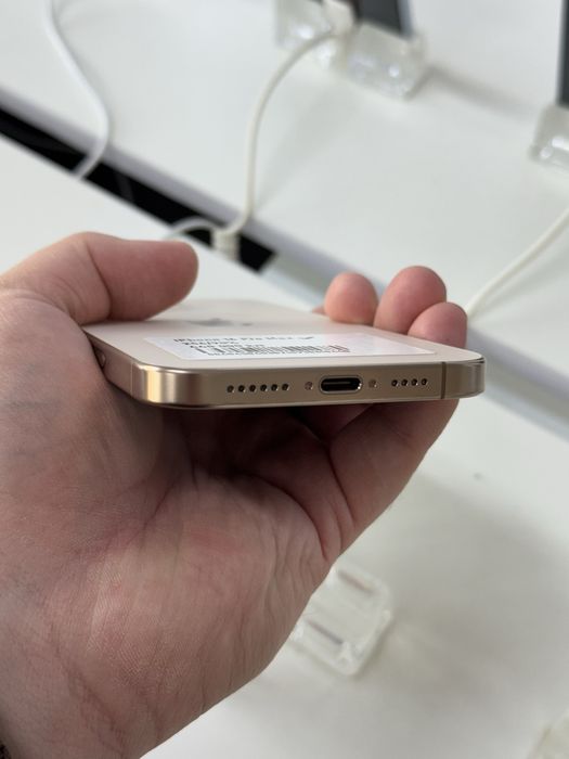 Айфон 16про макс 256гб 90%