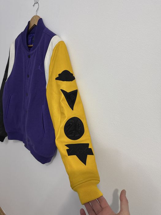 Geaca piele colegiu Jordan Varsity Dna Lakers marime S - M