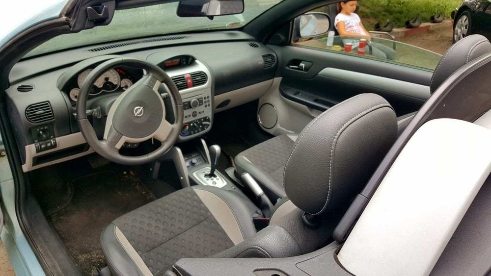 Vând Opel Tigra ,automata,decapotabila, inm ROMÂNIA.