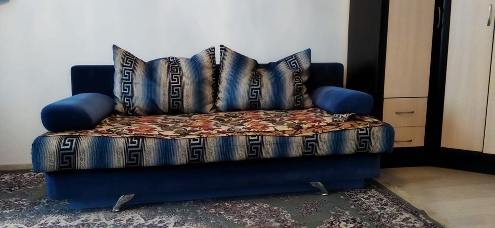 Отдам диван, самовывоз
