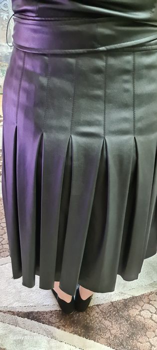 Продам кожаный плащ.