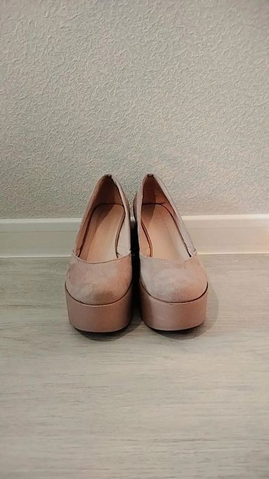 Продам новые туфли