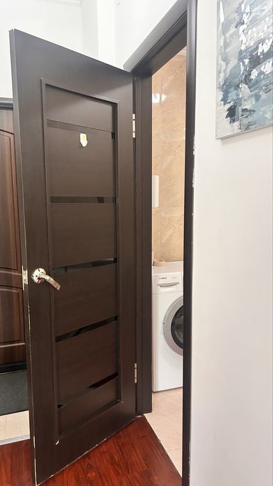 Продам дверь межкомнатную 70