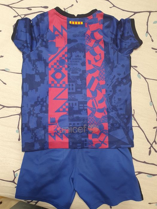 Футбольная форма Barsa