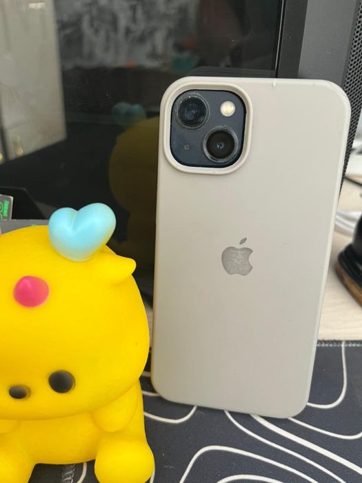 Продам или обменяю Iphone 13 85 акб