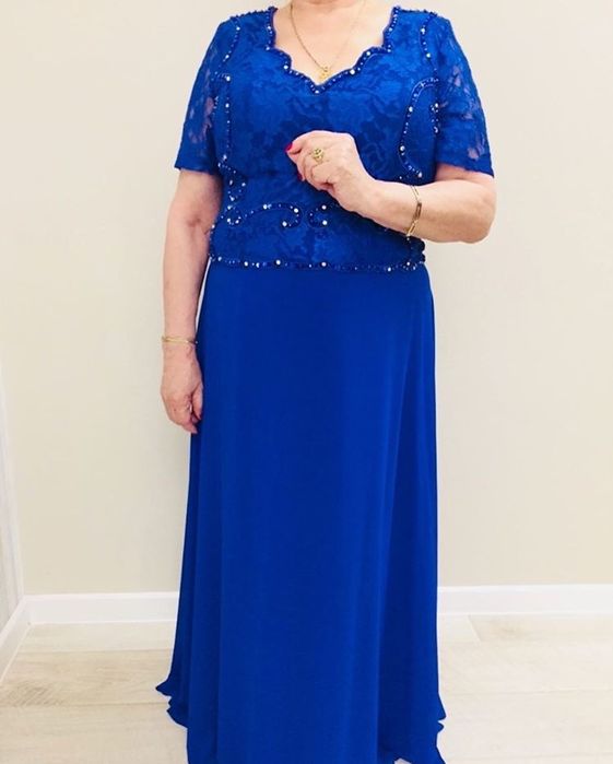 Платья больших размеров