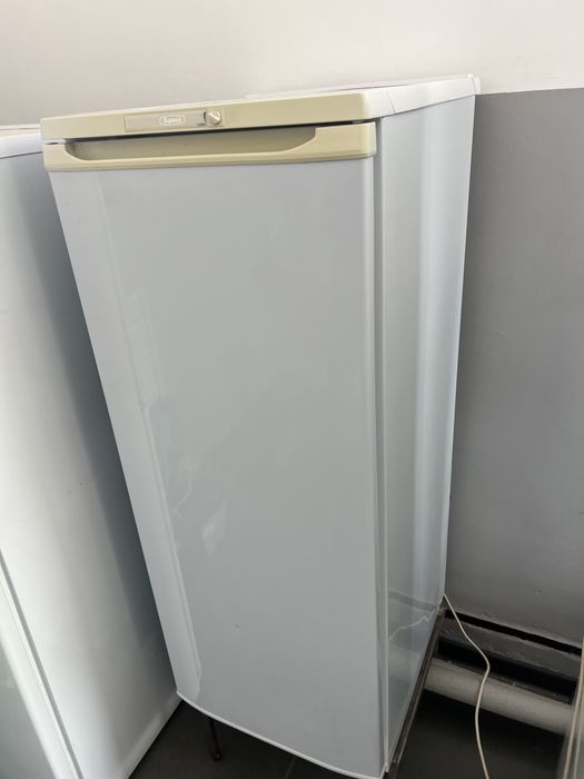 Продам холодильник Бирюса