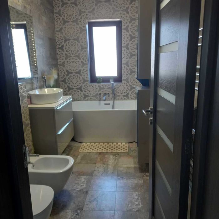 Inchiriez sau vand duplex Manastur