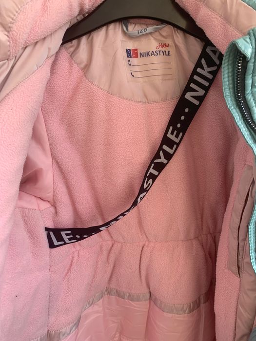 Продам зимнее пальто на девочку