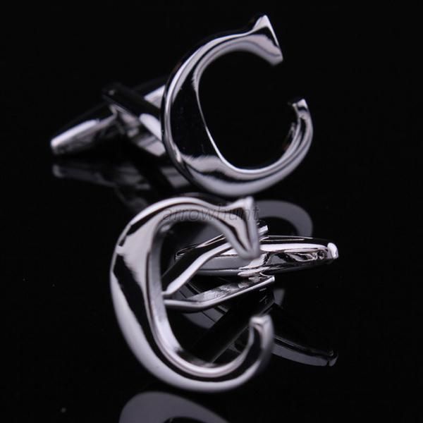 Butoni in forma de litere A, E, C, S, M, B, V, F, R, I, O, L, D +cutie