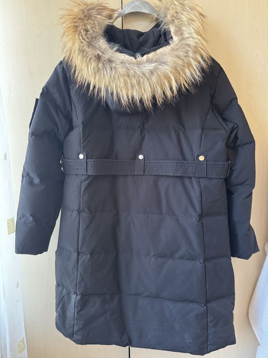 Дълго яке с гъши пух и яка от естествен пух