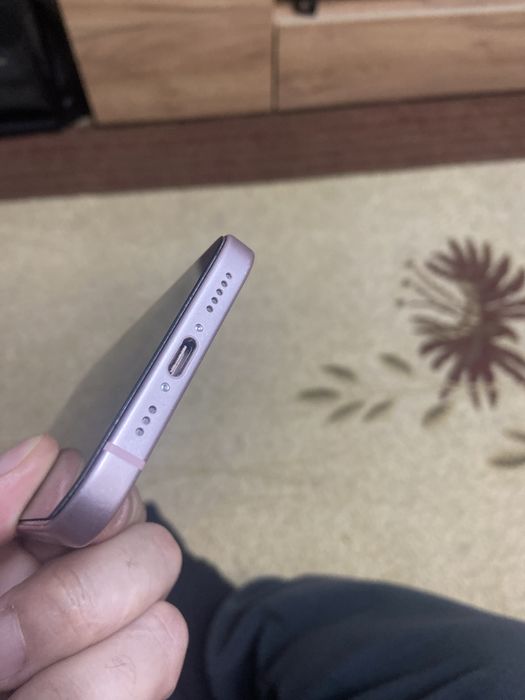 Айфон 15 / 128 гб