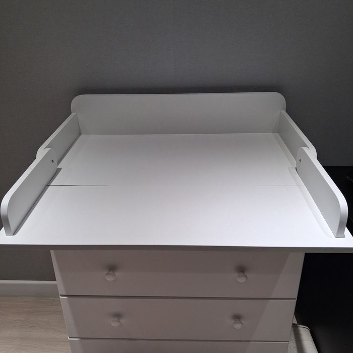 Пеленальный стол-комод