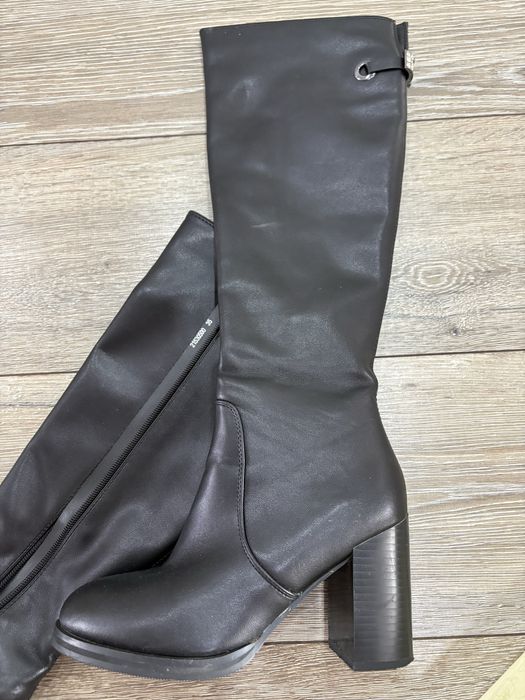 Продам сапоги в отличном состоянии