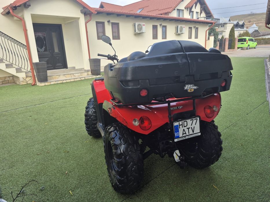 Vand 2 atv-uri ARTIC CAT