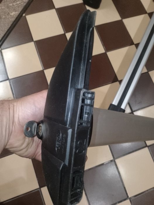 Багажник -греди Форд Фокус комби+оригинален 2010г