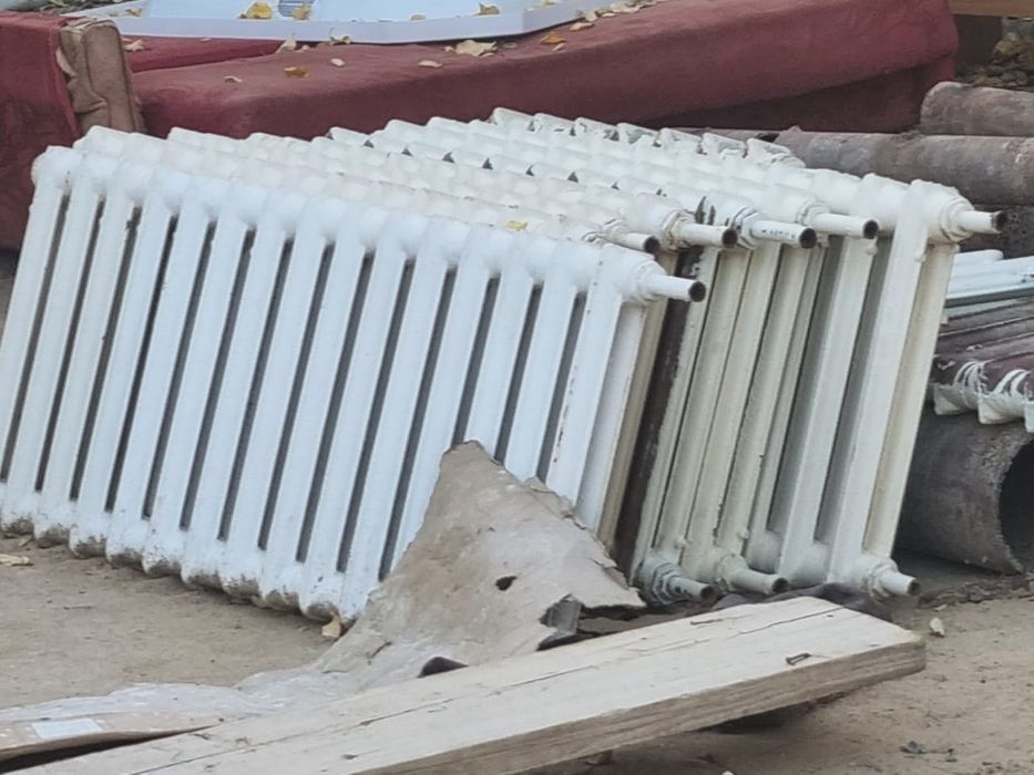 Батареи отопительные (чугунные)