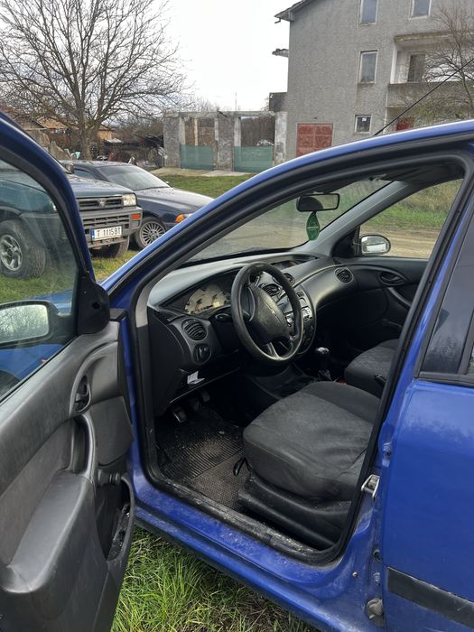 Ford focus mk1 1.6 бензин