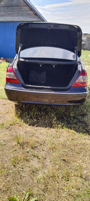 Продам Мерседес Е 350