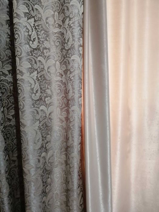 Продам шторы новые