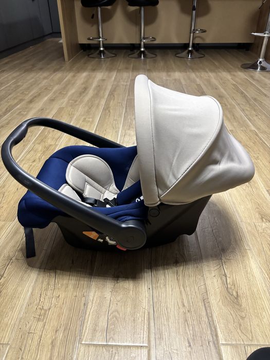 Scoica bebe albastra