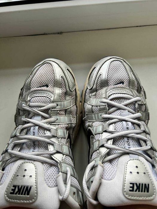 Кроссовки Nike 45 размер модель 2025г